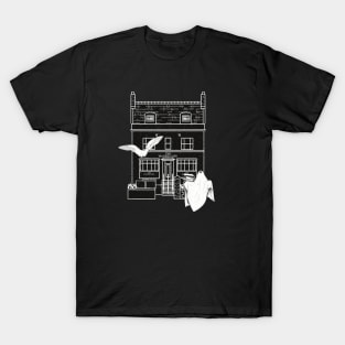 Ghosts at the Magpie Cafe Whitby T-Shirt